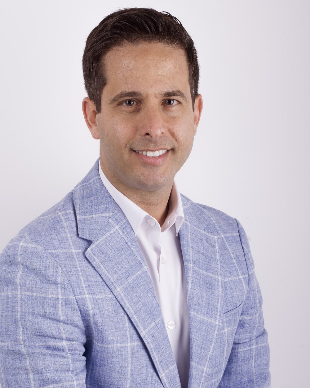 Dr. Carlos Yanes, DMD